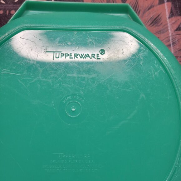 Vintage 1950's Jadeite Mint Green 2 Piece Cheese Grater Slicer - Picture 3 of 6